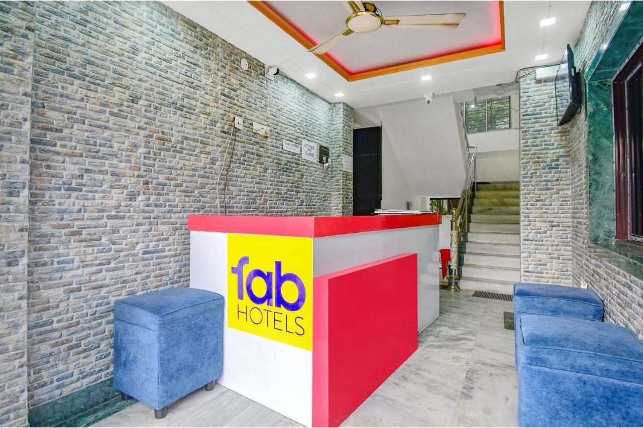 Fabexpress Om Shanti International Kalkutta Exterior foto